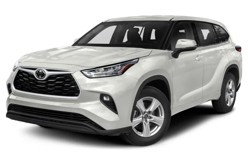 2021 Toyota Highlander LE photo 1