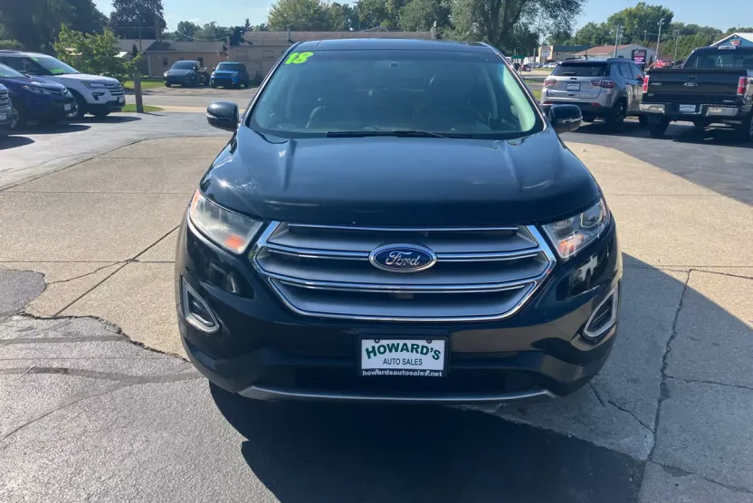 2018 Ford Edge Titanium photo 1