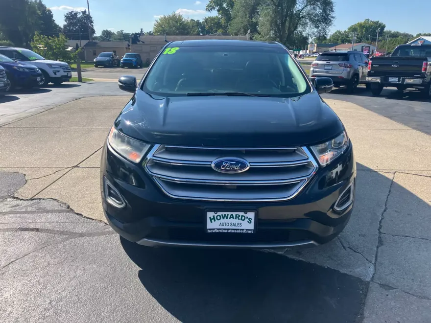 2018 Ford Edge Titanium photo 1