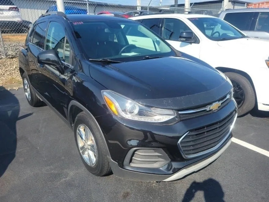 2019 Chevrolet Trax LT photo 1