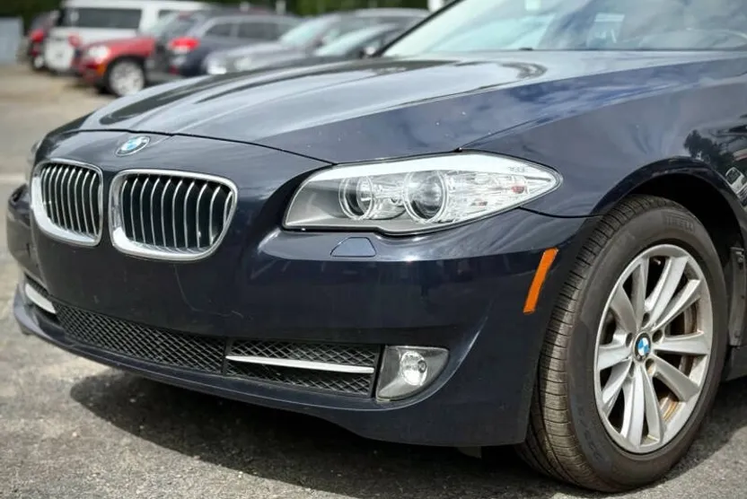 2013 Bmw 528xi 5-Series photo 1