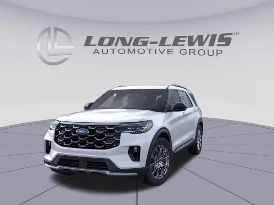 2025 Ford Explorer Platinum photo 1
