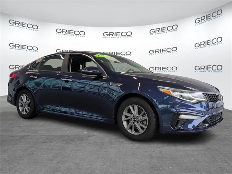 2020 Kia Optima LX photo 1