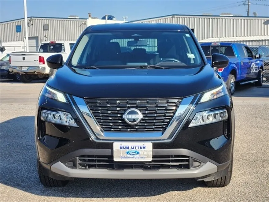 2023 Nissan Rogue SV photo 1