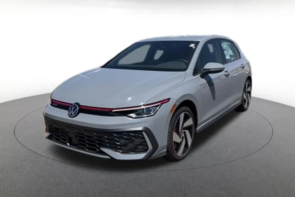 2025 Volkswagen Golf GTI S photo 1