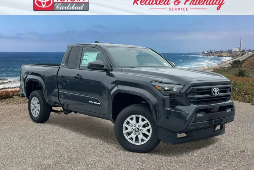 2025 Toyota Tacoma SR5 XtraCab photo 1