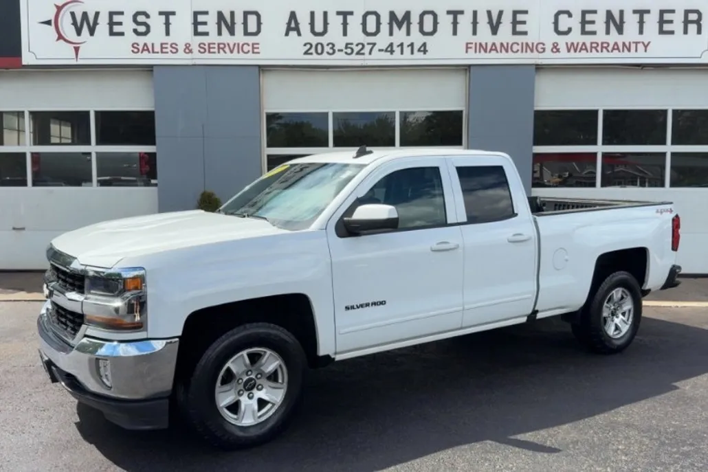 2017 Chevrolet Silverado 1500 photo 1