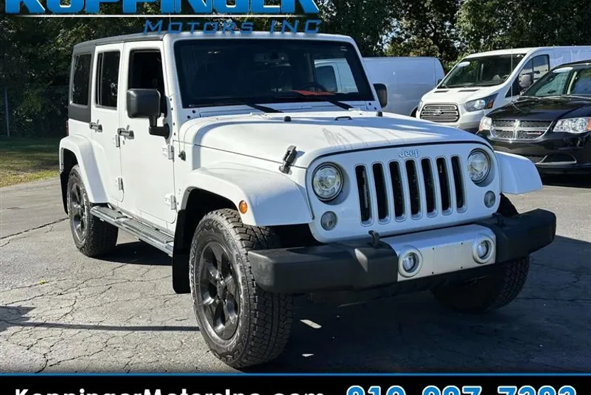 2017 Jeep Wrangler Unlimited Sahara photo 1