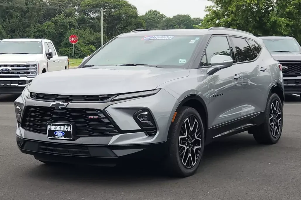 2023 Chevrolet Blazer RS photo 1