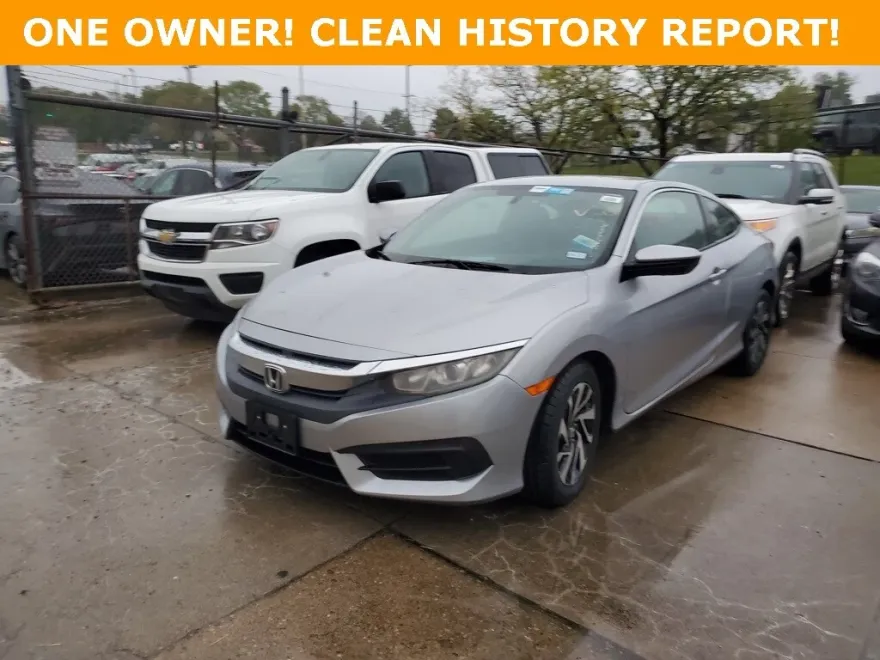 2018 Honda Civic LX photo 1