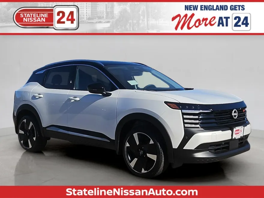 2025 Nissan Kicks SR photo 1