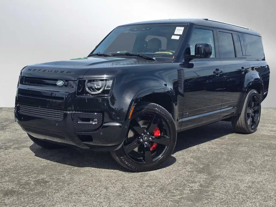 2025 Land Rover Defender X photo 1