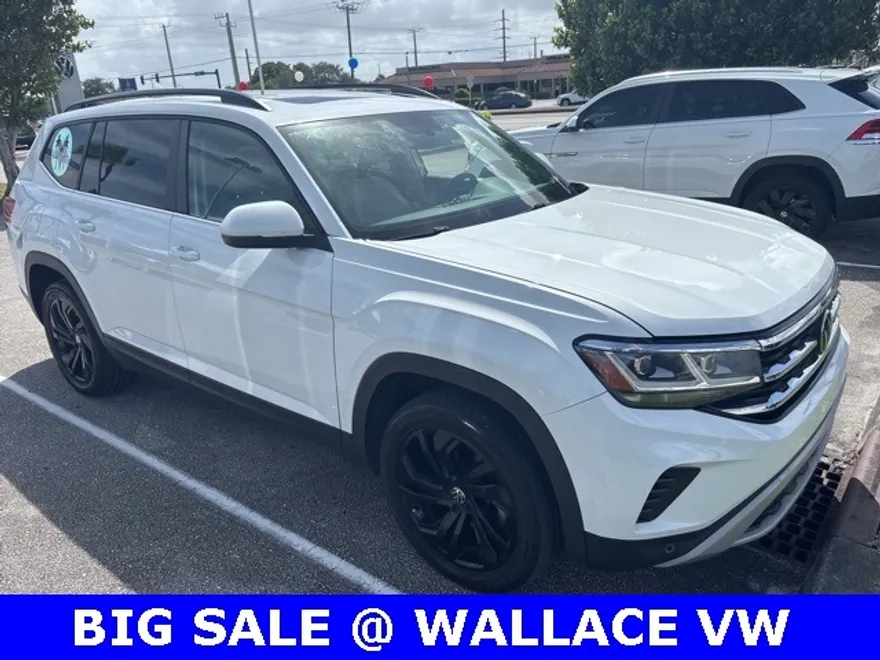 2022 Volkswagen Atlas SE Technology photo 1