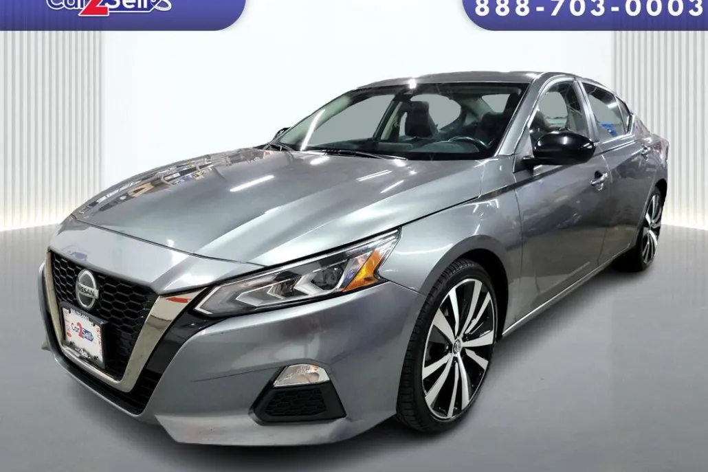 2022 Nissan Altima 2.5 SR photo 1