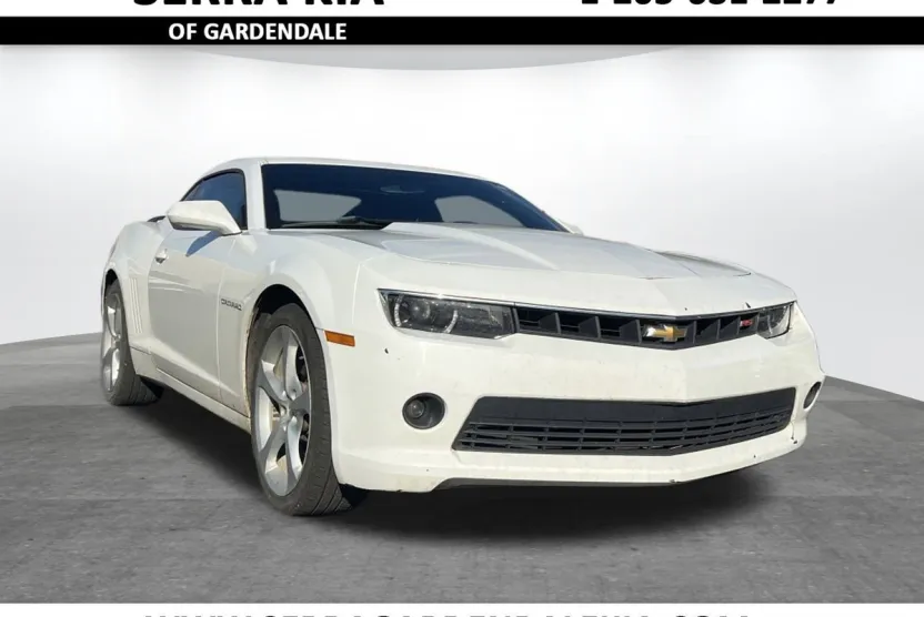 2015 Chevrolet Camaro 2LT photo 1