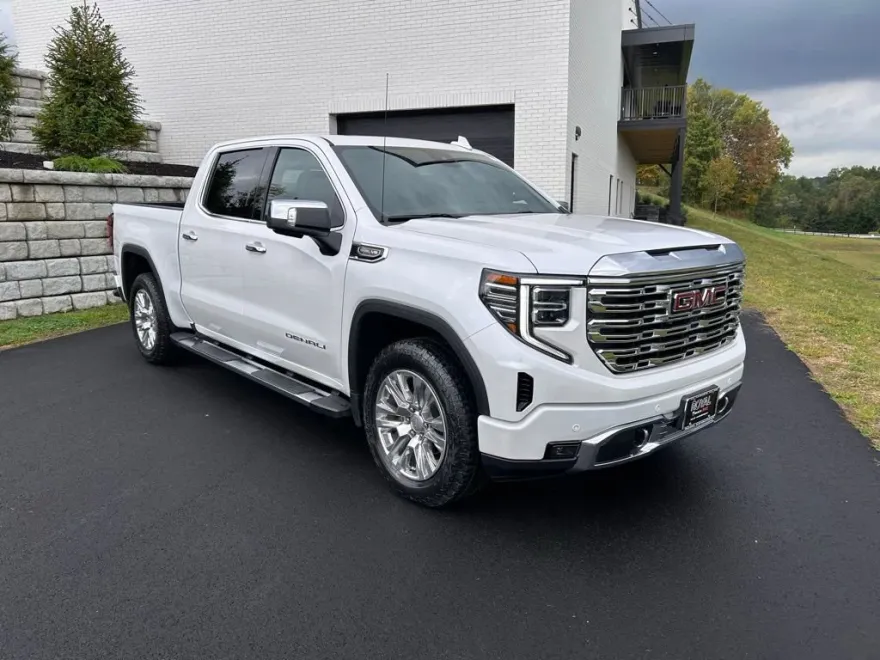 2023 Gmc Sierra 1500 Denali photo 1