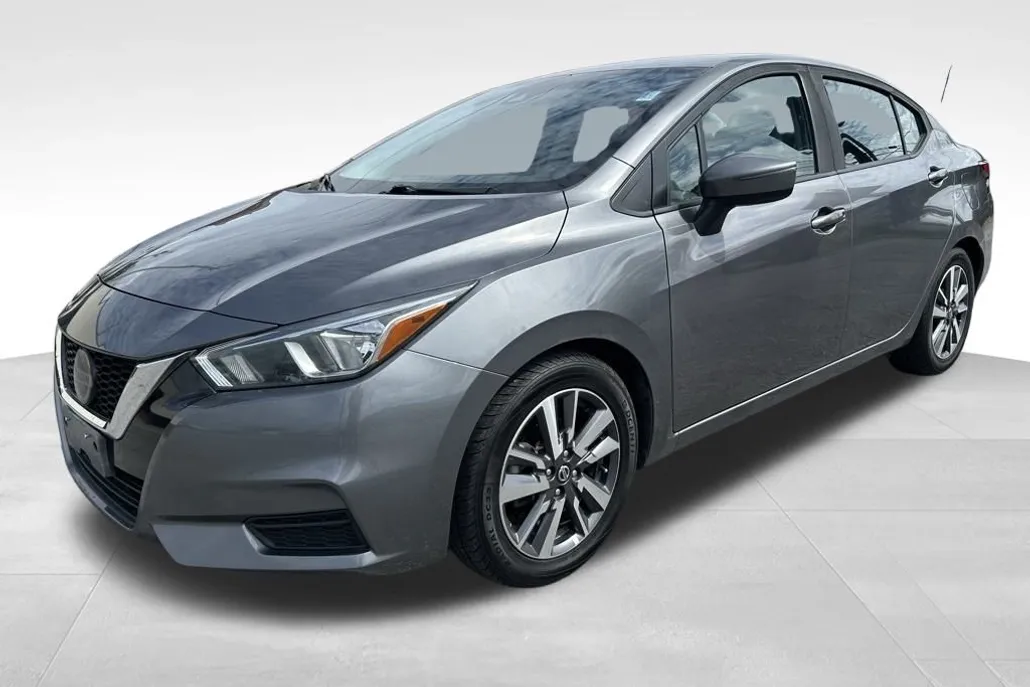 2020 Nissan Versa 1.6 SV photo 1