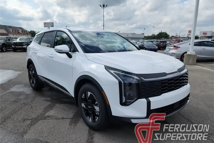 2026 Kia Sportage LX photo 1