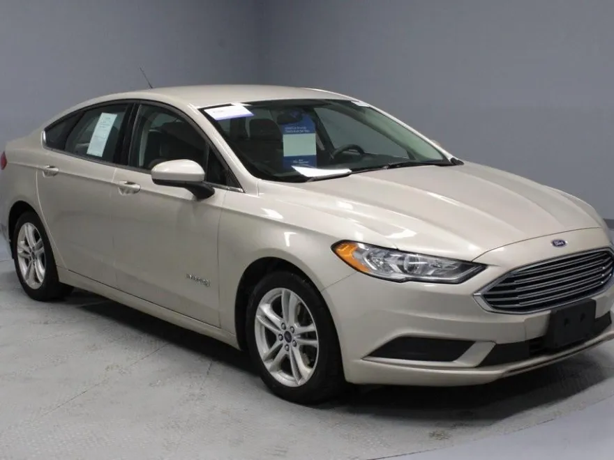 2018 Ford Fusion Hybrid S photo 1