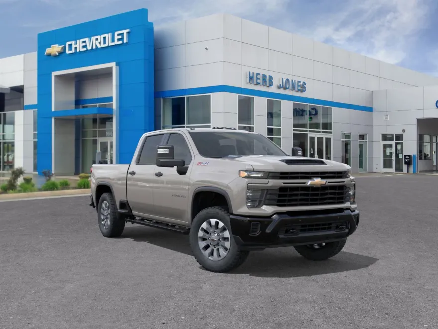 2026 Chevrolet Silverado 2500HD Custom photo 1