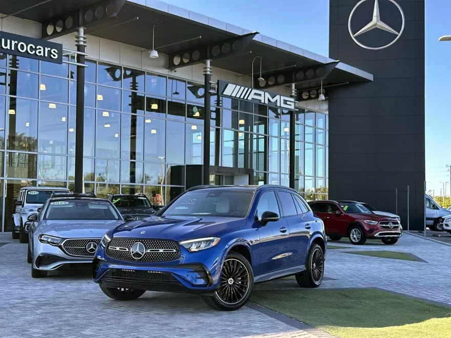 2026 Mercedes Benz GLC 300 photo 1