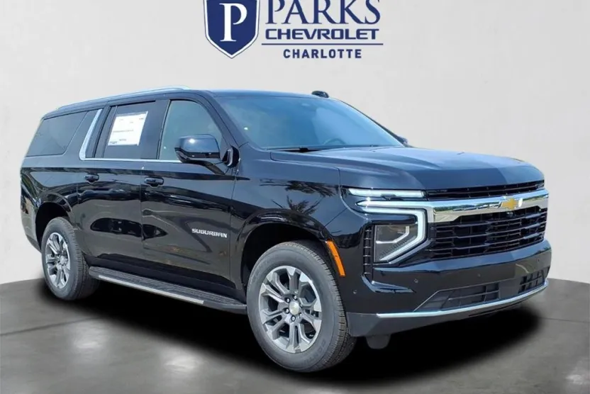 2025 Chevrolet Suburban LS photo 1