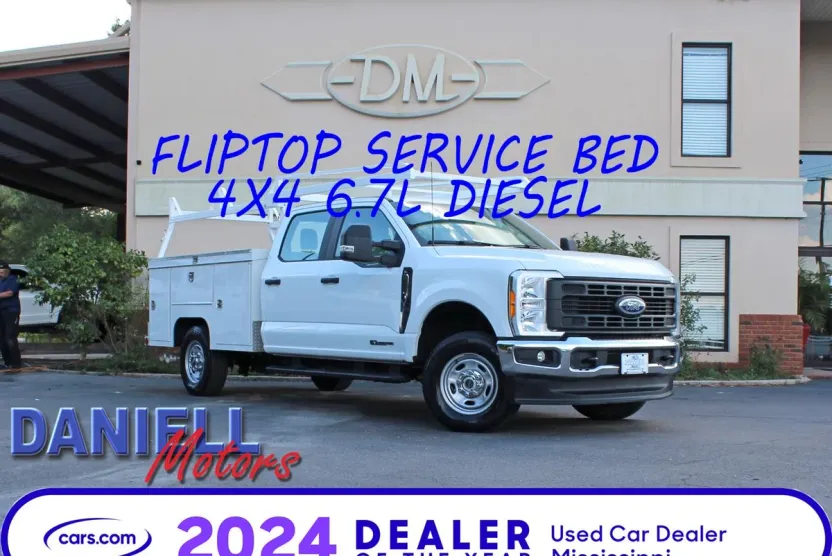 2023 Ford F-250 XL photo 1