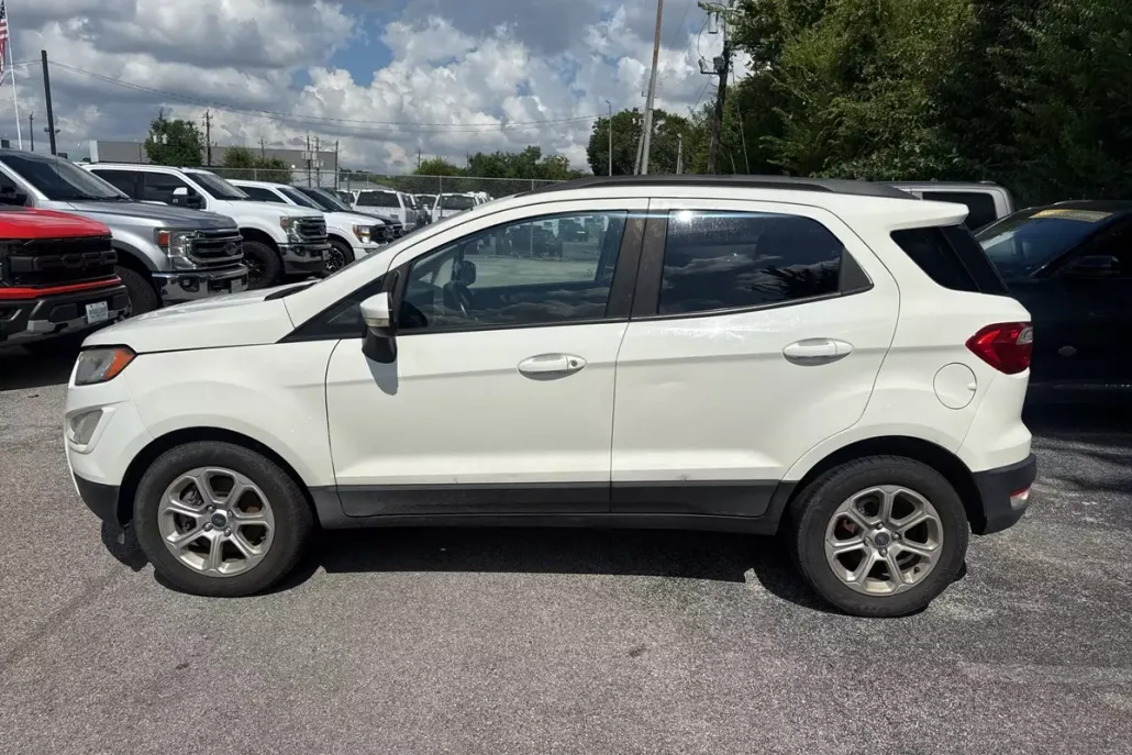 2020 Ford EcoSport SE photo 1