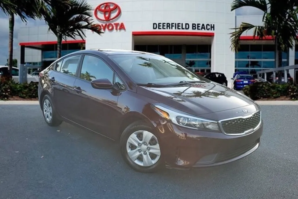 2018 Kia Forte LX Base photo 1