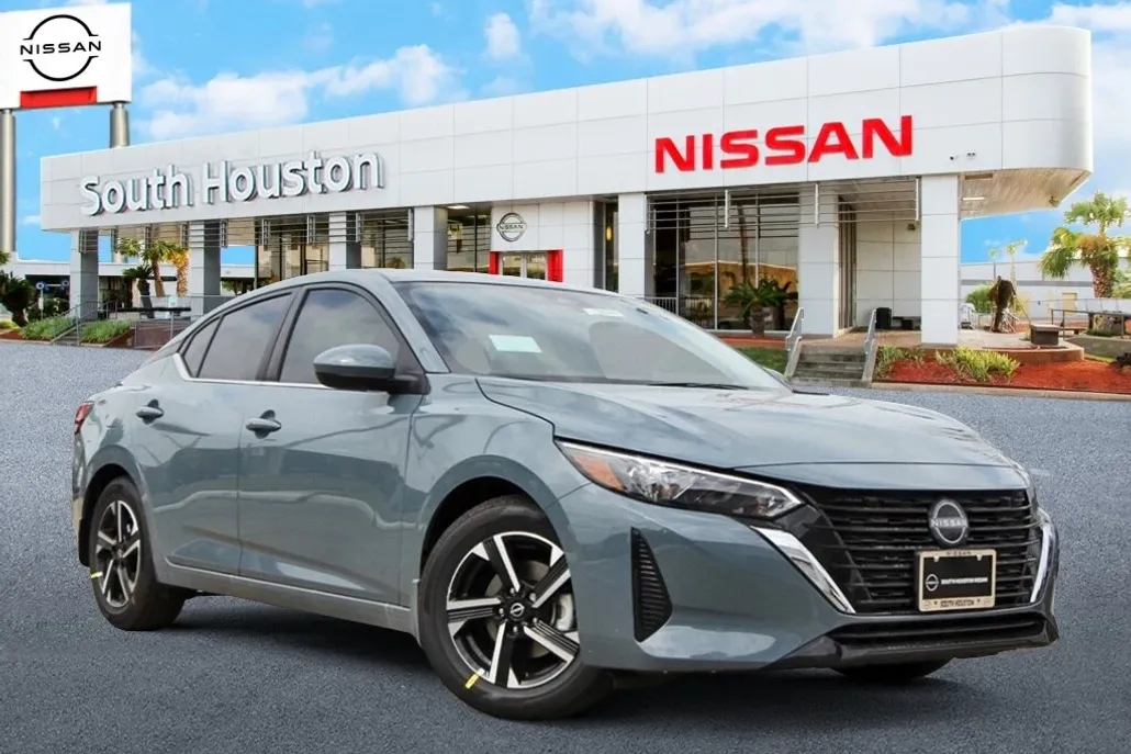 2025 Nissan Sentra SV photo 1