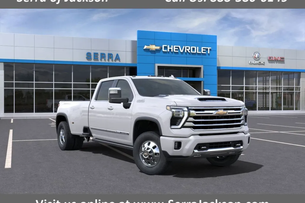 2025 Chevrolet Silverado 3500HD High Country photo 1