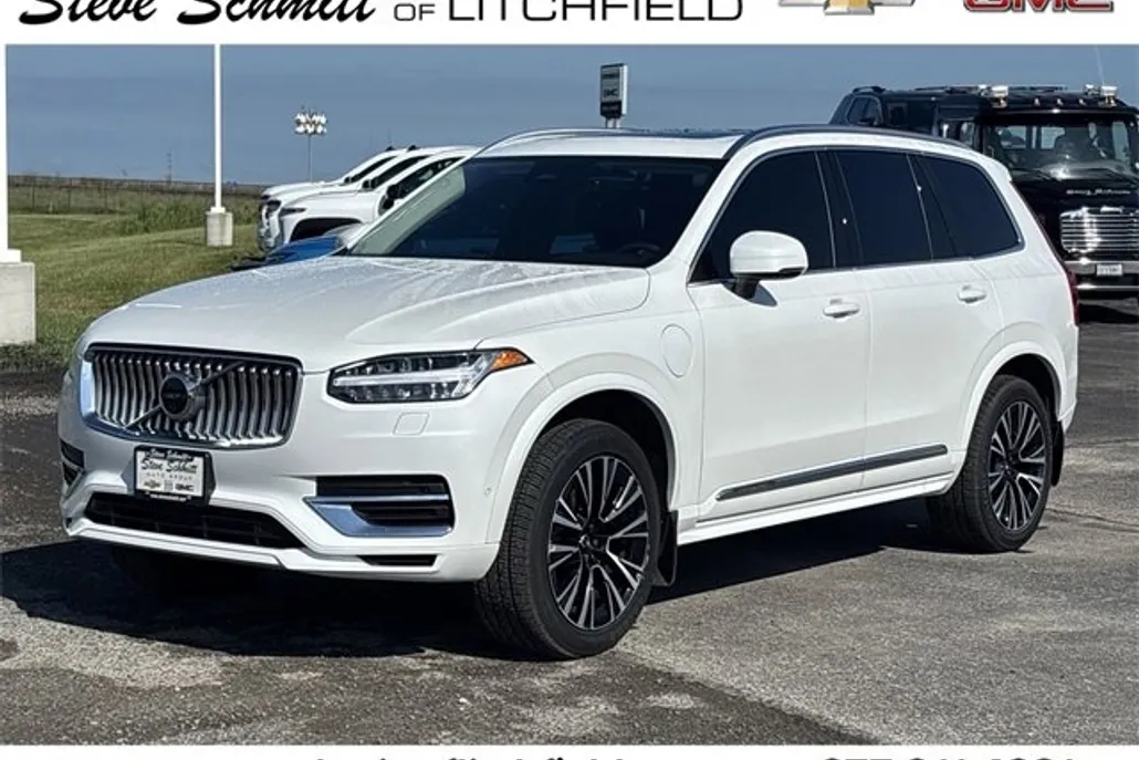 2023 Volvo XC90 Recharge T8 Plus photo 1