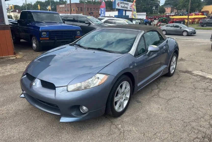 2007 Mitsubishi Eclipse Spyder GT photo 1