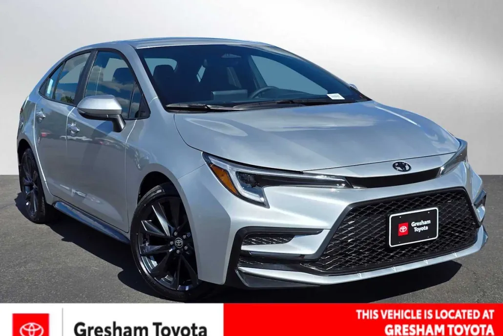 2024 Toyota Corolla SE photo 1