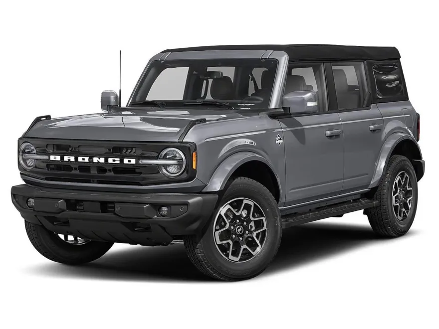 2025 Ford Bronco Outer Banks photo 1