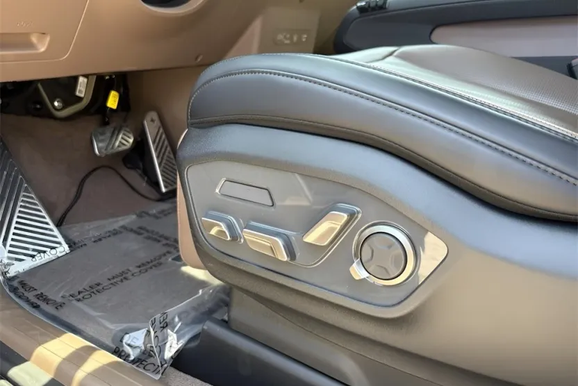 2024 Kia EV9 GT-Line photo 1