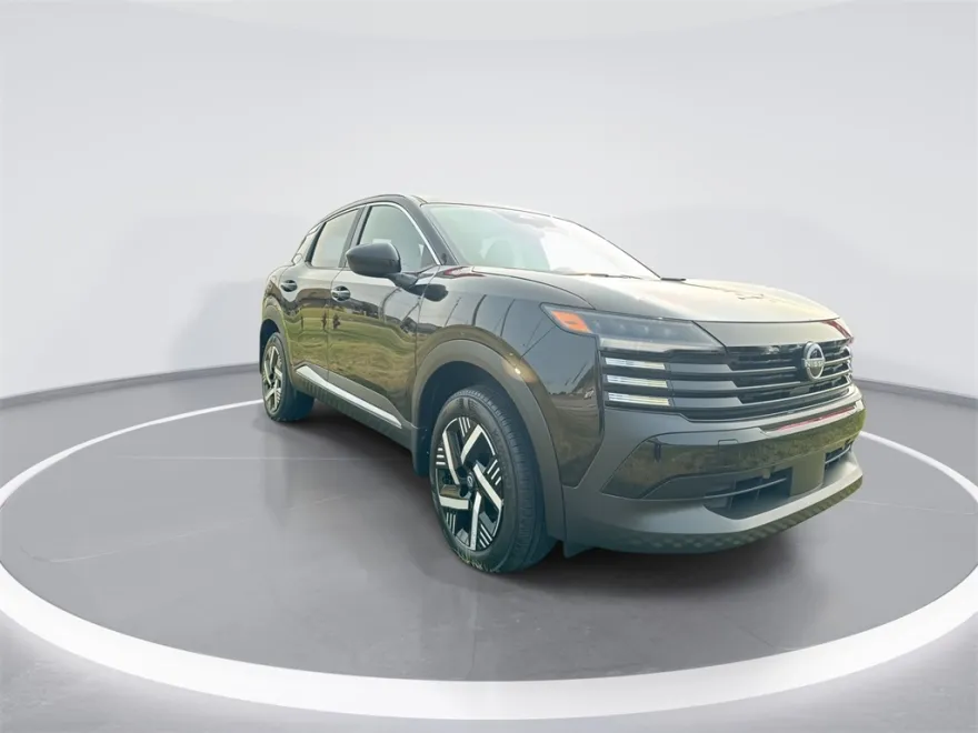 2025 Nissan Kicks SV photo 1