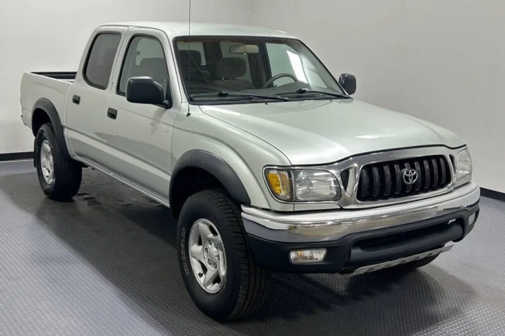 2003 Toyota Tacoma PreRunner V6 photo 1