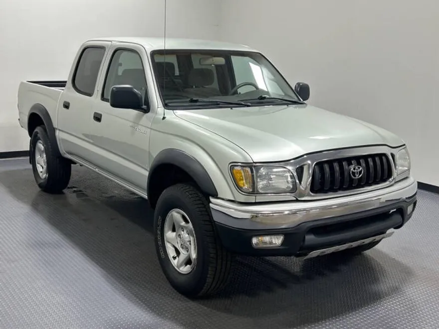 2003 Toyota Tacoma PreRunner V6 photo 1