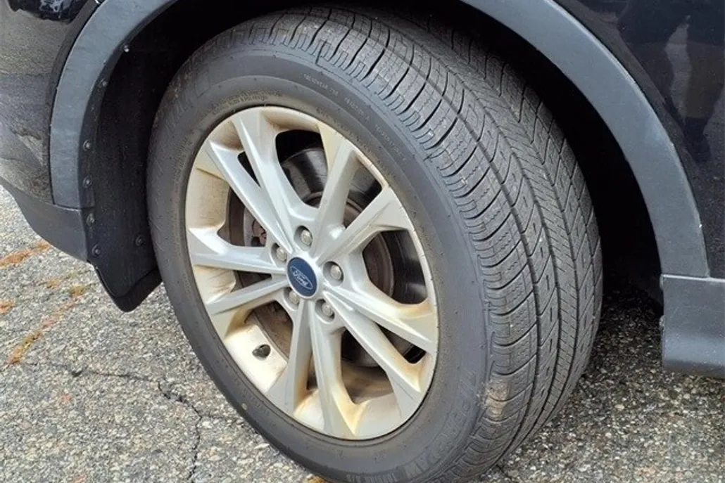 2019 Ford Escape SE photo 1