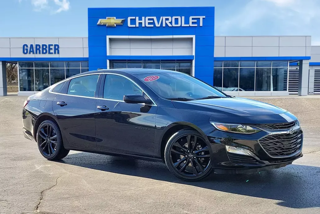 2023 Chevrolet Malibu 1LT photo 1