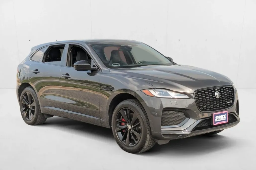 2024 Jaguar F-PACE P400 R-Dynamic S photo 1