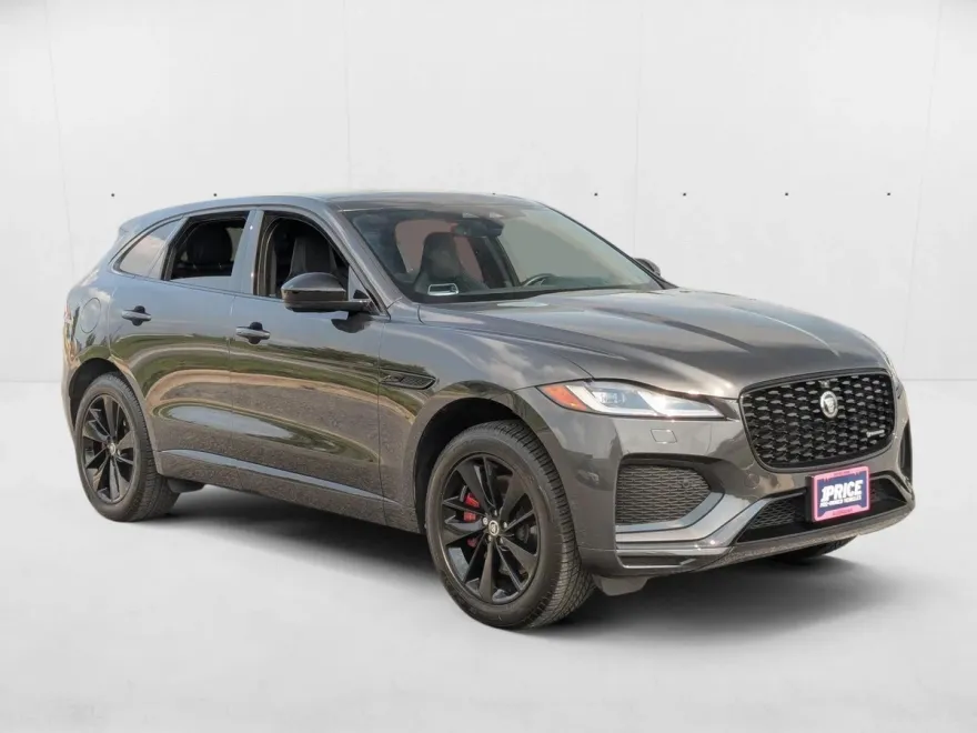 2024 Jaguar F-PACE P400 R-Dynamic S photo 1