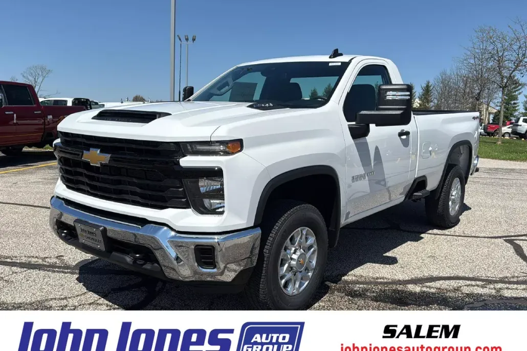 2025 Chevrolet Silverado 3500HD photo 1