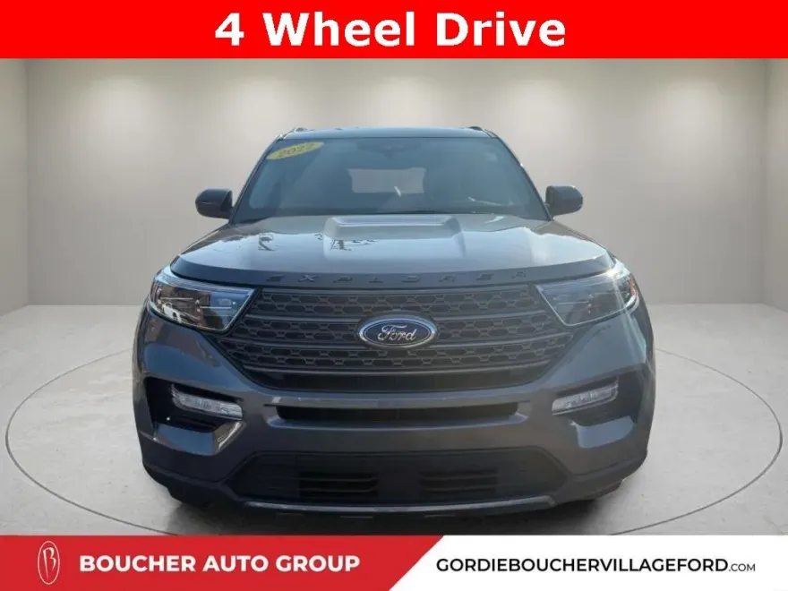 2022 Ford Explorer XLT photo 1