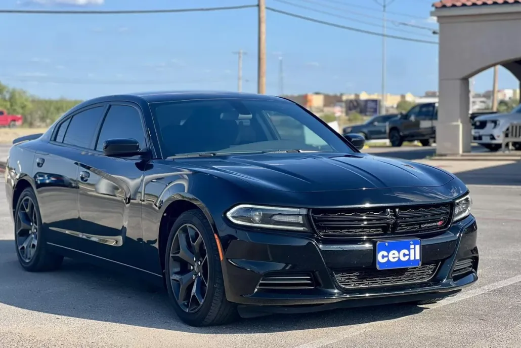 2020 Dodge Charger SXT photo 1