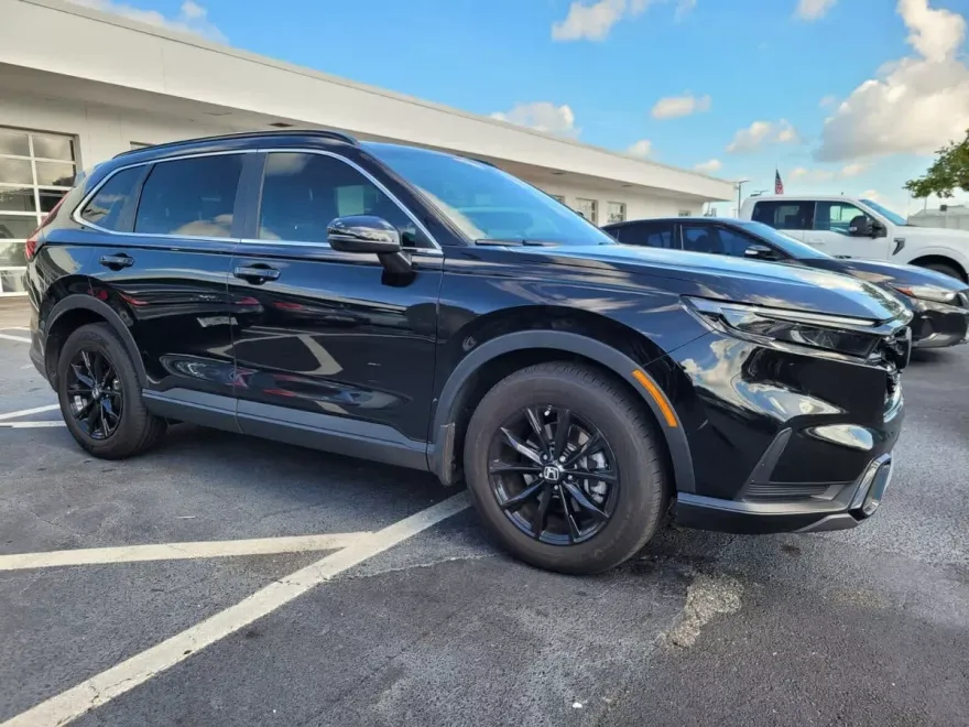 2023 Honda CR-V Hybrid Sport photo 1