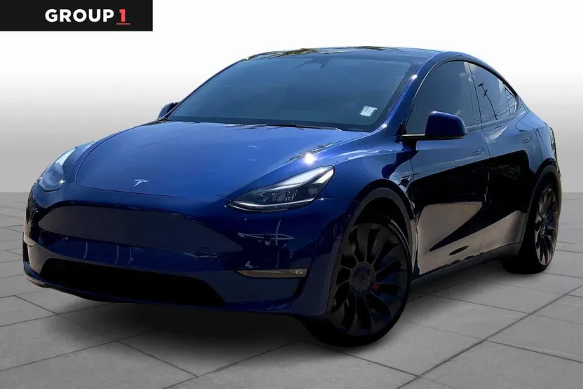 2024 Tesla Model Y Performance photo 1