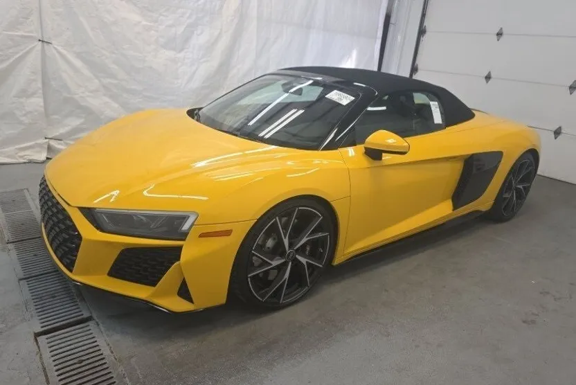 2021 Audi R8 V10 Spyder photo 1