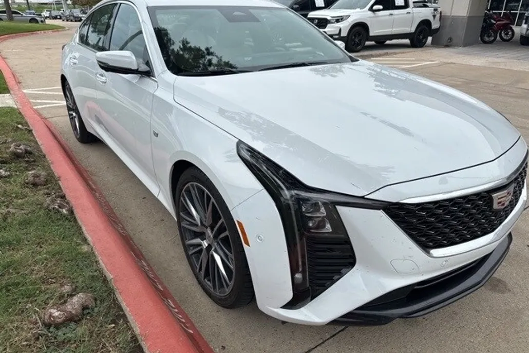 2025 Cadillac CT5 Premium Luxury photo 1